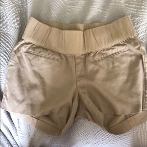 Gap khaki maternity shorts